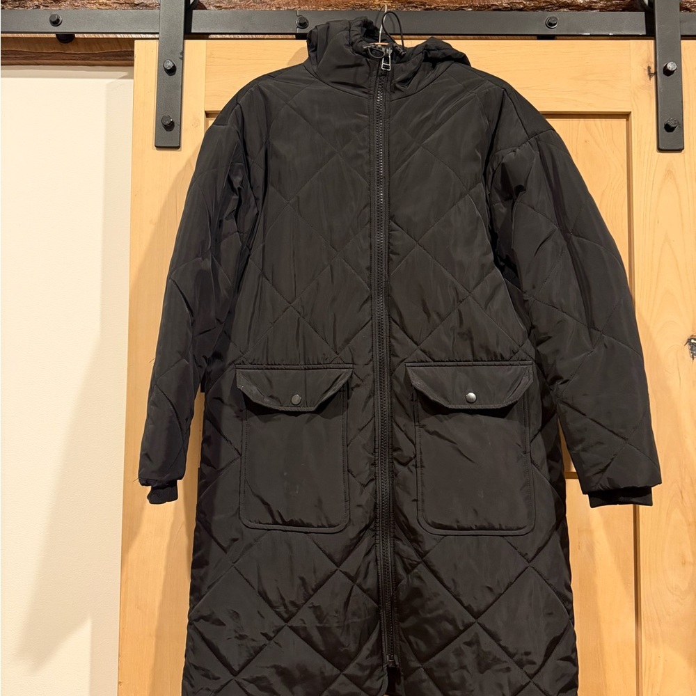 H&M Black Quilted Puffer Jacket